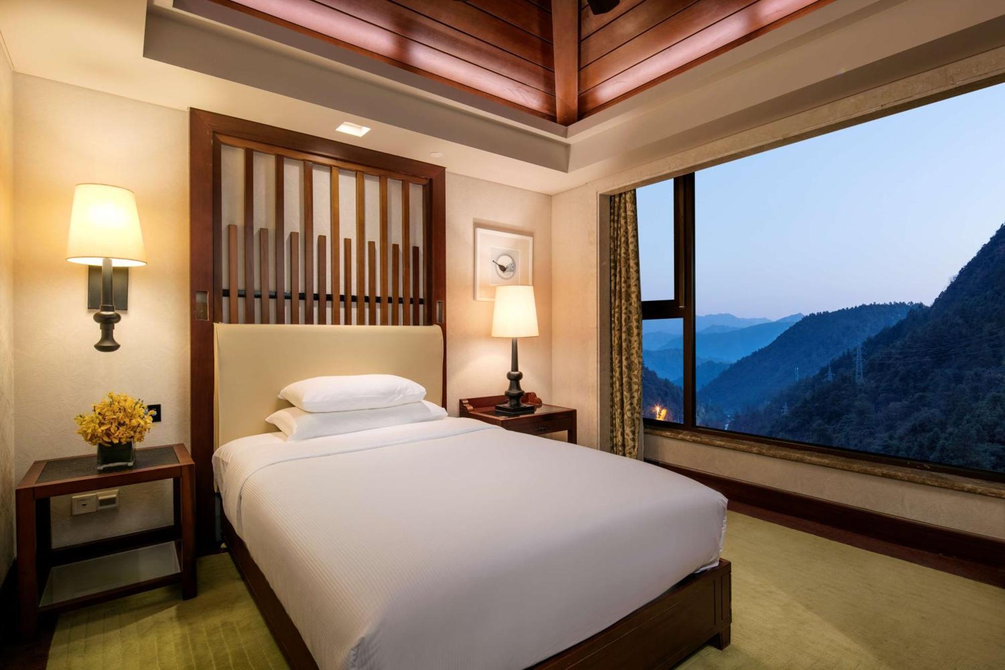 Hilton Sanqingshan Resort Shangrao Exterior photo